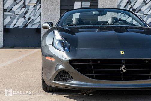 2016 Ferrari California T
