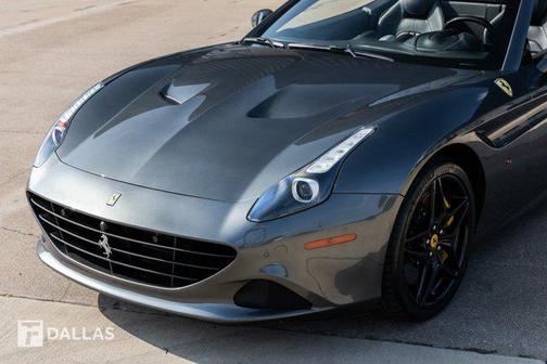 2016 Ferrari California T