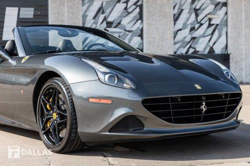 2016 Ferrari California T