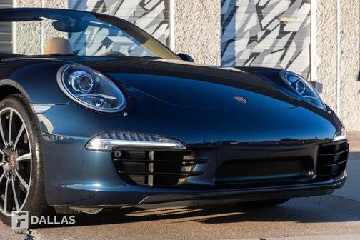 2015 Porsche 911 Carrera