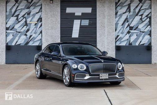 2022 Bentley Flying Spur V8