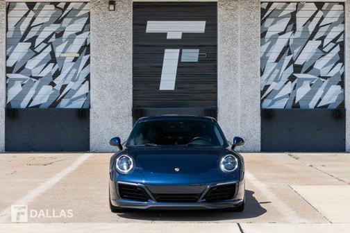 2019 Porsche 911 Carrera 4S