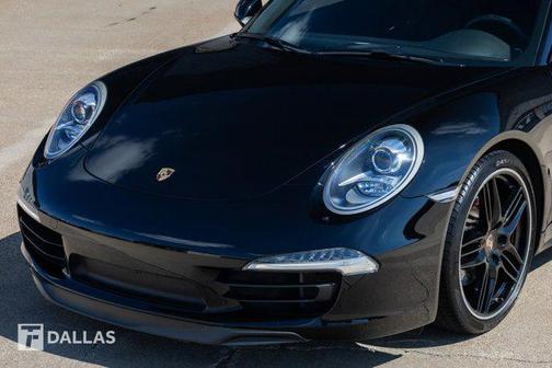 Black 2013 Porsche 911 Carrera 4S