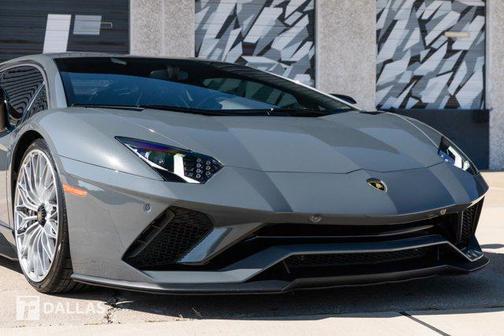 2018 Lamborghini Aventador S Base