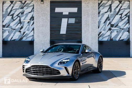 2025 Aston Martin Vantage Base