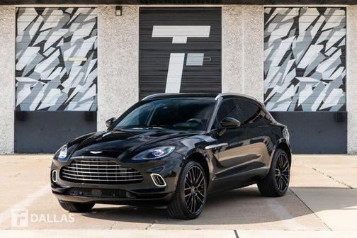 2022 Aston Martin DBX Base