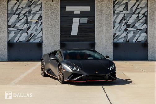 Marrone Apus Matt 2022 Lamborghini Huracan EVO Coupe RWD