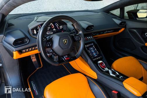 Marrone Apus Matt 2022 Lamborghini Huracan EVO Coupe RWD