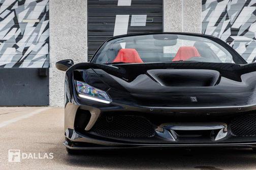 2022 Ferrari F8 Spider Base