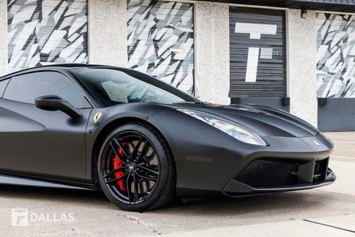 2016 Ferrari 488 GTB Base