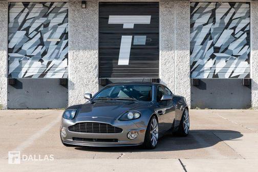 2005 Aston Martin V12 Vanquish Base