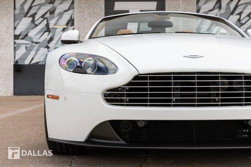 2014 Aston Martin V8 Vantage Base