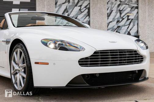 2014 Aston Martin V8 Vantage Base
