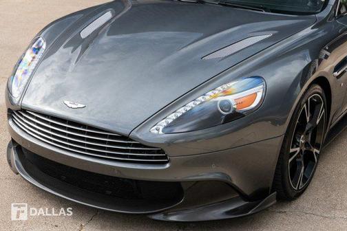 2018 Aston Martin Vanquish Volante S