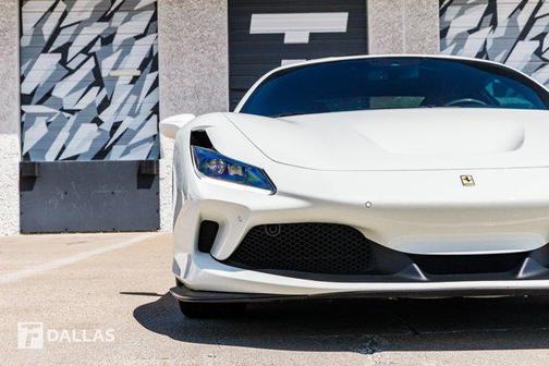 2020 Ferrari F8 Tributo Base