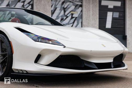 2021 Ferrari F8 Spider Base