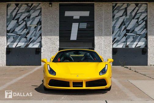 2017 Ferrari 488 Spider Base
