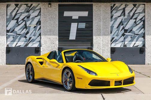 2017 Ferrari 488 Spider Base