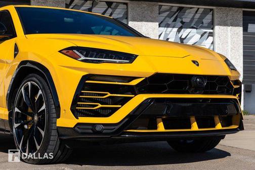 2019 Lamborghini Urus Base