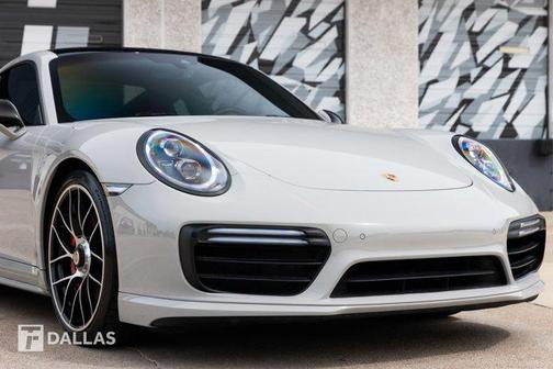 2019 Porsche 911 Turbo