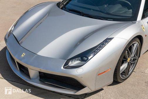 2018 Ferrari 488 Spider Base