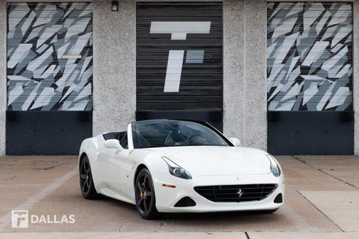 2016 Ferrari California T