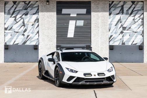 2023 Lamborghini Huracan Sterrato Base