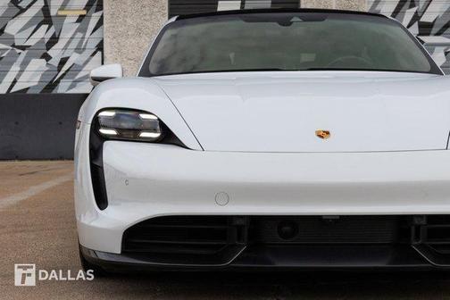 2020 Porsche Taycan Turbo S