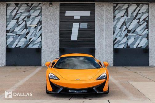2017 McLaren 570S Base