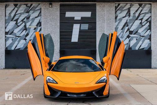 2017 McLaren 570S Base
