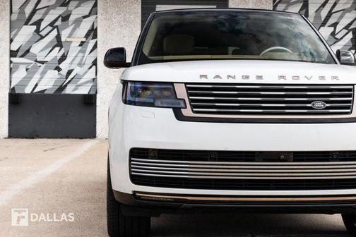 2024 Land Rover Range Rover P615 SV