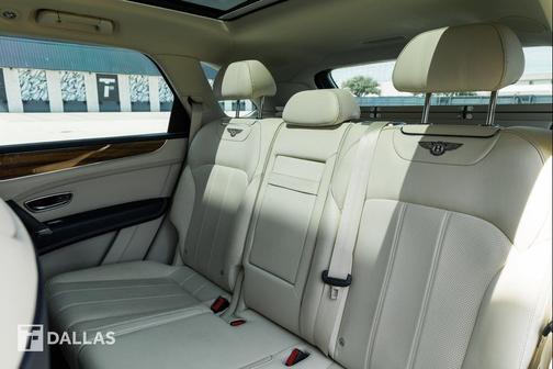 Blue 2019 Bentley Bentayga V8