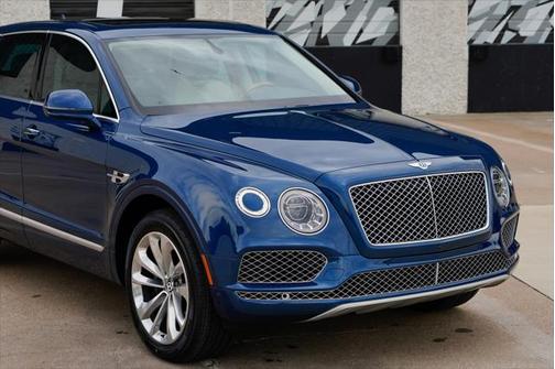 Blue 2019 Bentley Bentayga V8