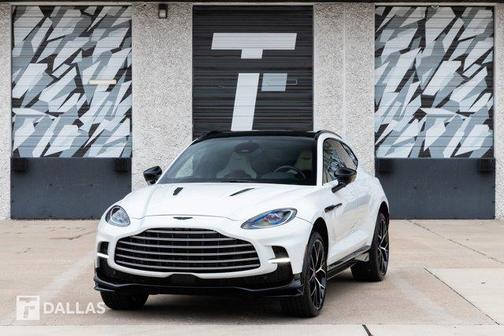 2025 Aston Martin DBX 707