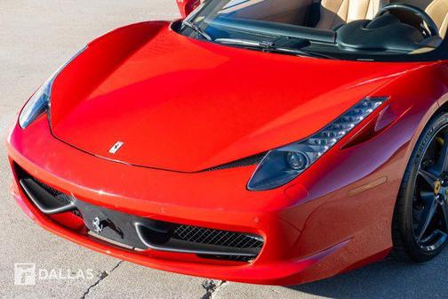 2014 Ferrari 458 Spider Base