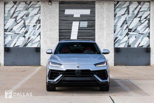 2023 Lamborghini Urus S