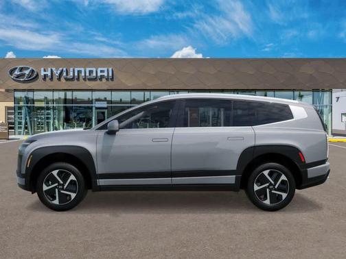 Cyber Gray 2026 Hyundai IONIQ 9 SE