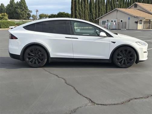 2023 Tesla Model X Plaid Tri Motor All-Wheel Drive