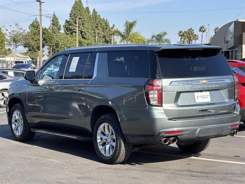 2023 Chevrolet Suburban Premier