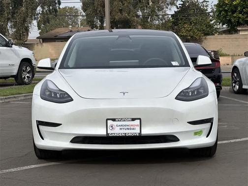 2023 Tesla Model 3 Standard Range