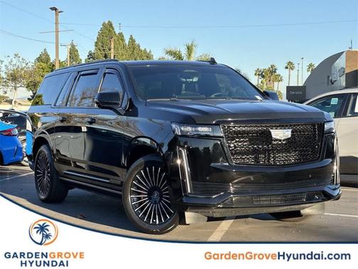 2023 Cadillac Escalade ESV Sport Platinum