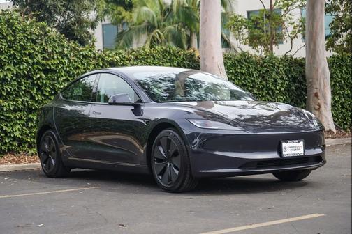 2025 Tesla Model 3 Long Range