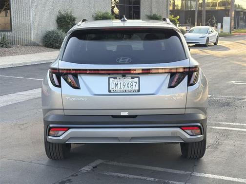2025 Hyundai TUCSON Hybrid SEL Convenience