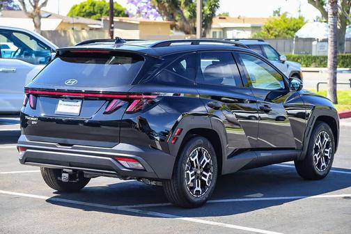Phantom Black 2026 Hyundai TUCSON XRT
