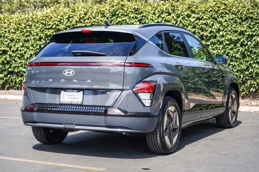 Ecotronic Gray Pearl 2024 Hyundai KONA EV Limited