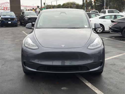 2024 Tesla Model Y Long Range Dual Motor All-Wheel Drive