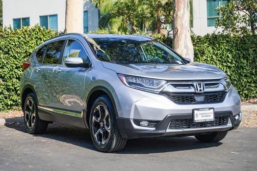 Lunar Silver Metallic 2019 Honda CR-V Touring