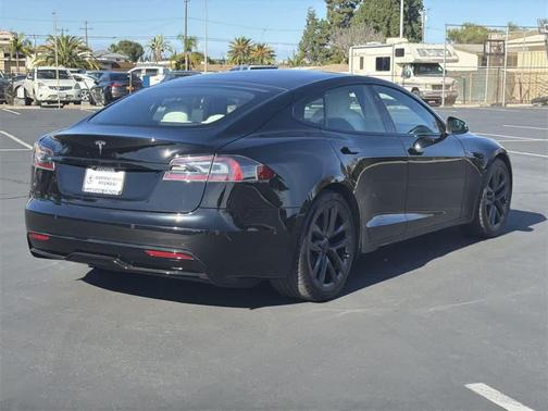 2022 Tesla Model S Dual Motor All-Wheel Drive
