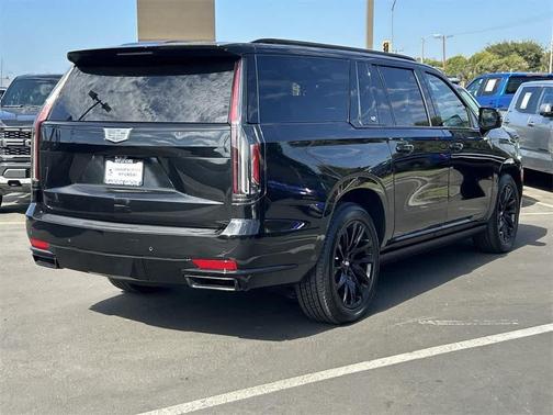 2023 Cadillac Escalade ESV Sport Platinum