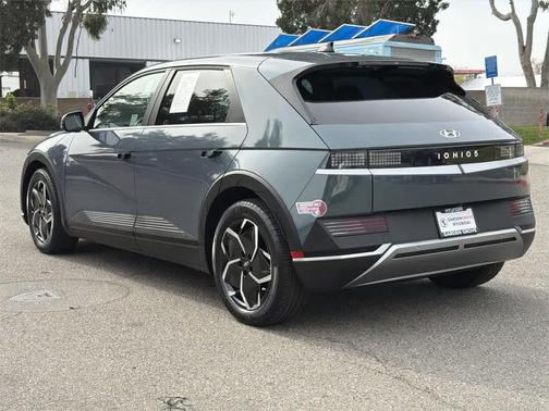 2024 Hyundai IONIQ 5 SE